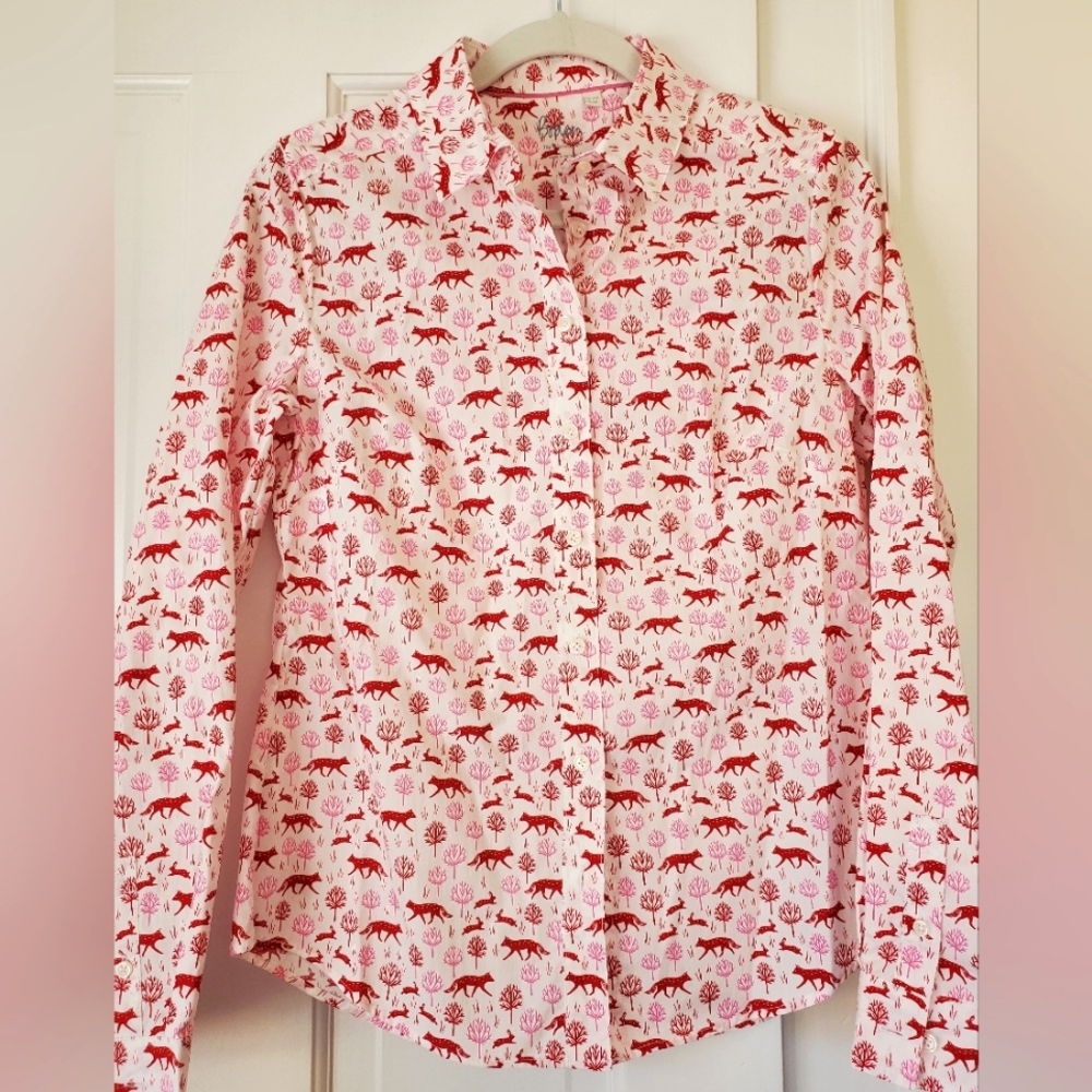 Fox pattern button-down shirt size 6 Boden